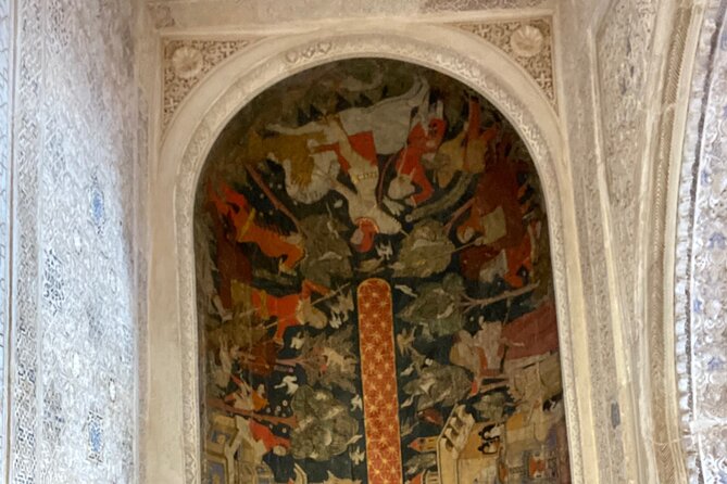 Granada Alhambra Group Tour includes Nazaries Palaces - Who will enjoy this Alhambra tour most?