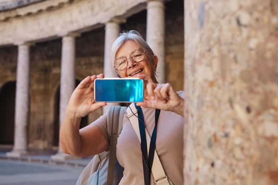 Granada: Alhambra Guided Tour with Nasrid Palaces & Gardens - Is three hours enough?