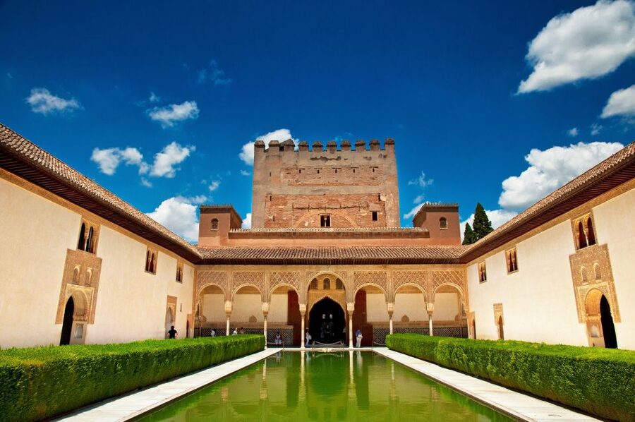 Granada: Alhambra Regular Tour - Alcazaba, the defensive side of the Alhambra