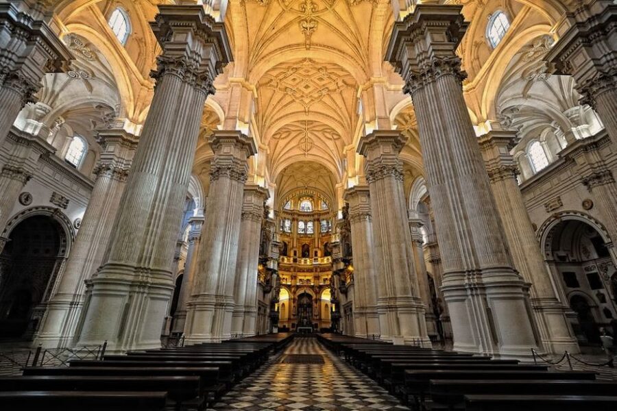 Granada: Cathedral & Royal Chapel Skip the Line Tour - Key points to know before booking