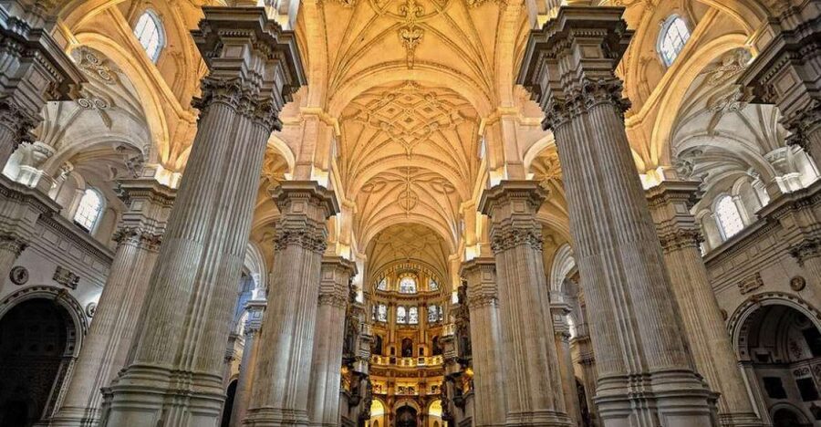 Granada: Cathedral & Royal Chapel Skip the Line Tour - Meeting behind Isabella and Columbus