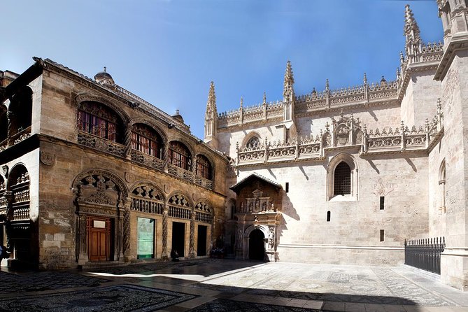 Granada City Center and Albaicin Private Tour - A private introduction to Granada’s old quarters