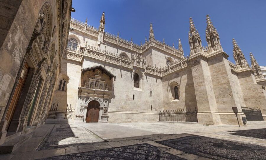 Granada: City Center, Cathedral, Capilla Tour - Finishing inside the Cathedral of Granada