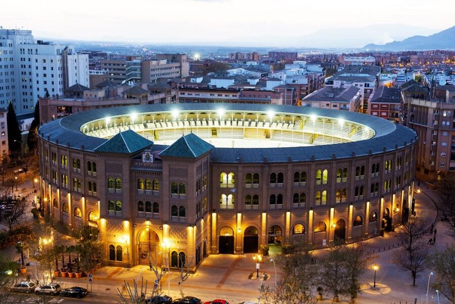 Granada City Train 1 or 2-Day Hop-On Hop-Off Ticket - Why Granada’s city train works so well