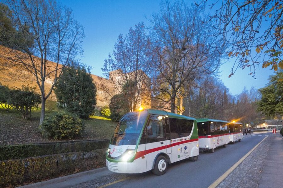 Granada City Train 1 or 2-Day Hop-On Hop-Off Ticket - Stop 4: Alhóndiga