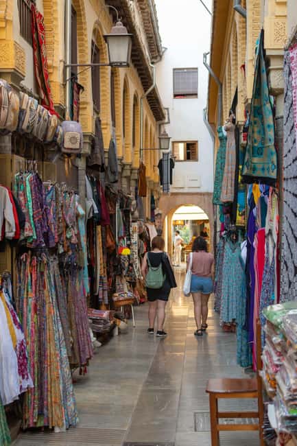 Granada Citycenter&Albayzin - Starting at Isabel la Católica in central Granada