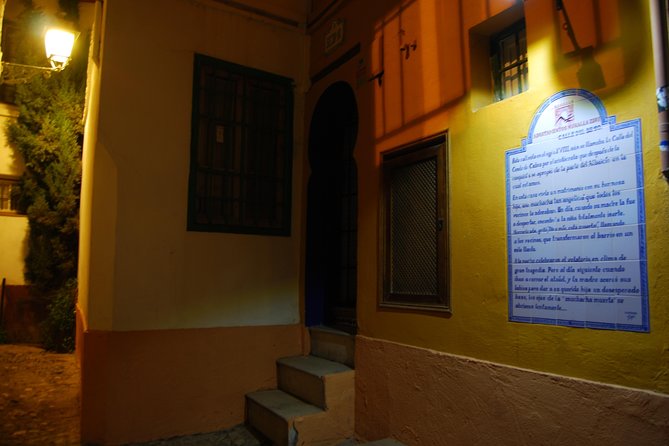 Granada: Ciudad oscura. - Finishing at the haunted Diputación de Granada