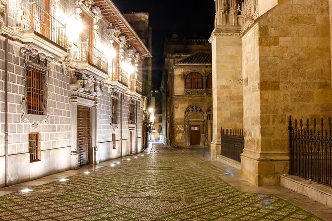 Granada: Ciudad oscura. - Who should book this nighttime walk?