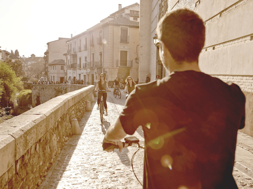 Granada: Electric Bike Tour of Albayzin and Sacromonte - Why an electric bike works so well in Granada