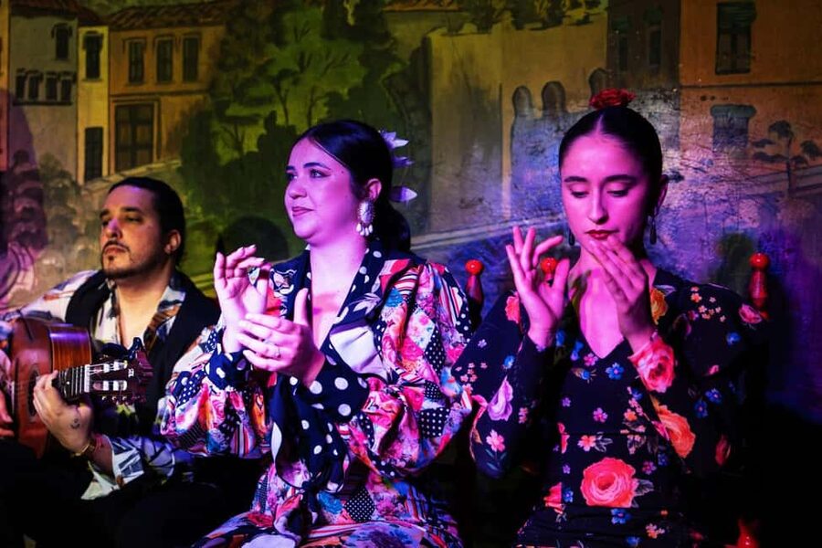 Granada: Flamenco Show at Tablao Flamenco Albayzín - The artists and the tablao’s Granada connection