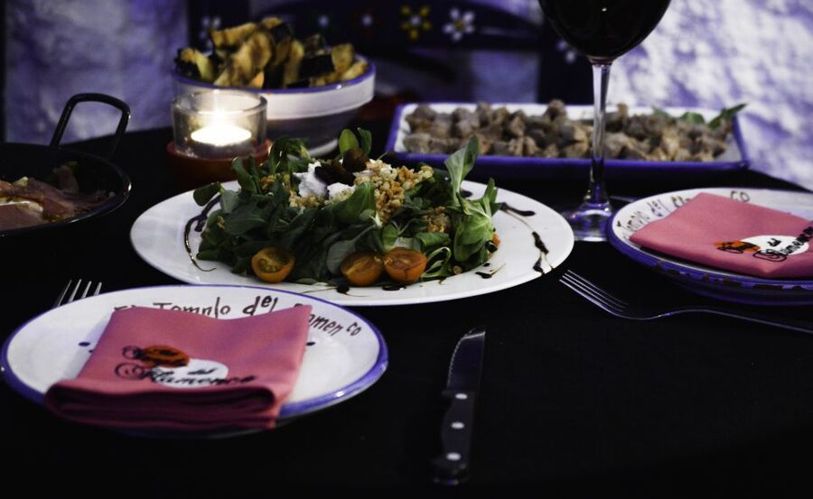 Granada: Flamenco Show at Templo del Flamenco with Drink - Practical booking advice