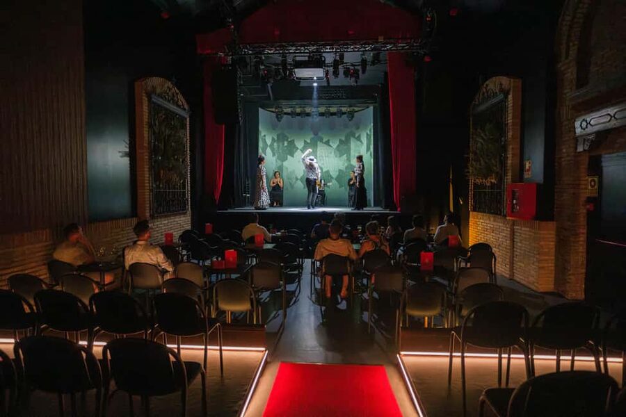 Granada: Flamenco Show "Sensaciones" at the Flamenco Theater Granada - General or VIP: which ticket makes sense?