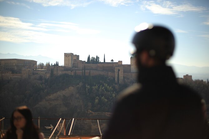 Granada Highlights Tour with Tapas Breaks by Electric Bike - Albaicín and the famous overlook