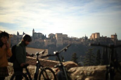 Highlights & Viewpoints eBike Tour with Tapas Break