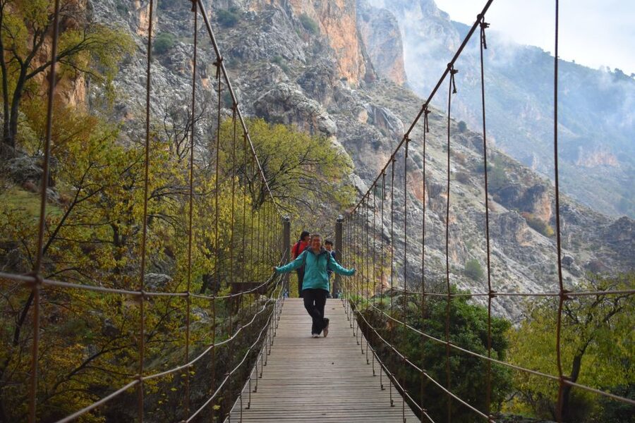 Granada: Hiking along the Gollizno route - Starting beside the Velillos River