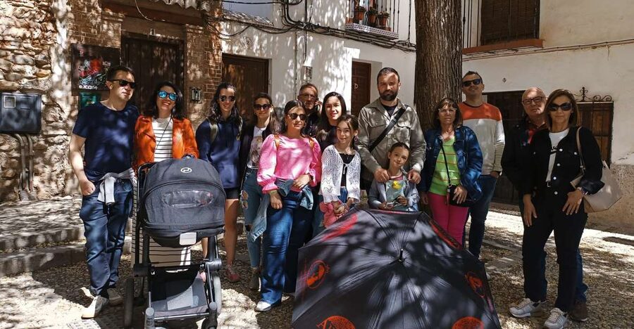 Granada: Historic Center and Lower Albaicin Walking Tour - Starting beside Granada’s Catholic Monarchs monument
