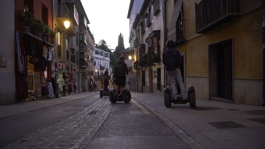 Granada: Historical City Center Guided Segway Tour - Key points to know before booking