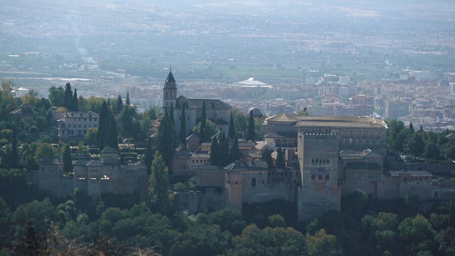 Granada: Historical City Center Guided Segway Tour - Granada by Segway: a smart way to handle the hills