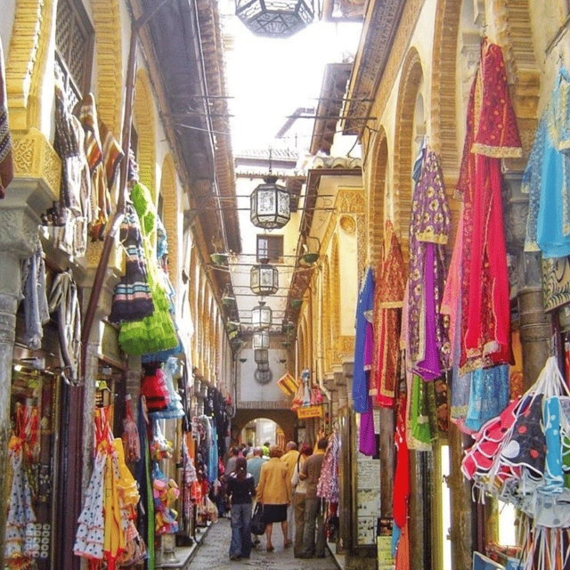 Granada in full: Albaicin & the Historic Centre - How the guide shapes the experience