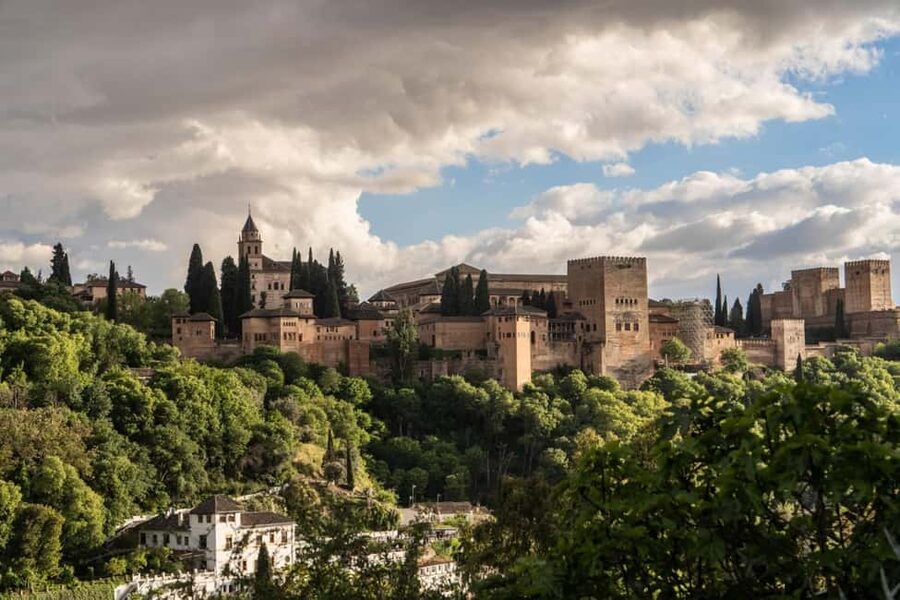Granada: Los Amayas Cave Traditional Flamenco Show - The view toward the Alhambra and Generalife