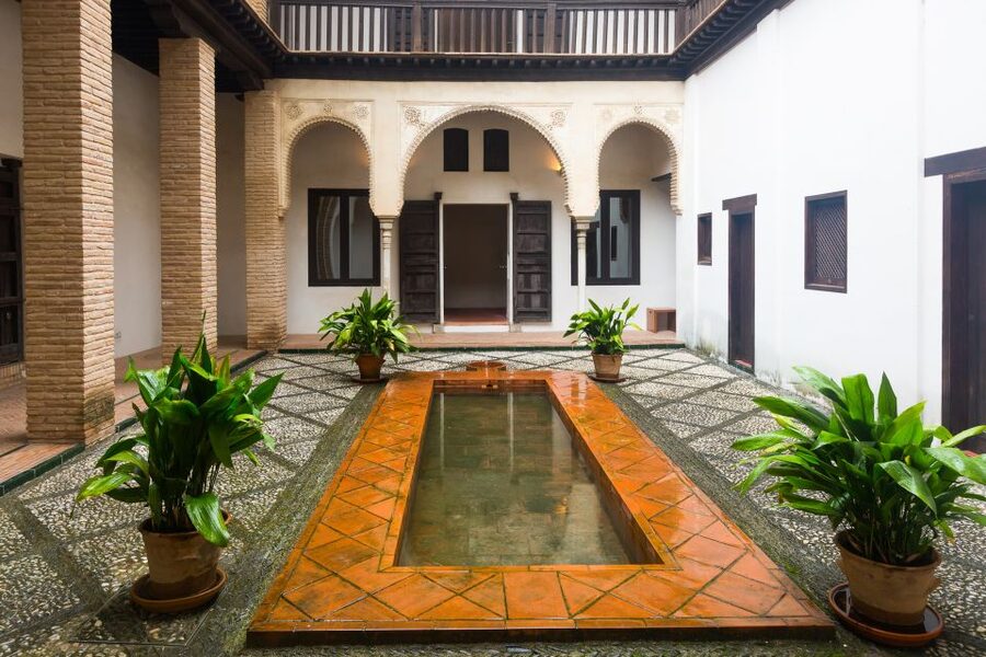 Granada: Moorish Monuments Entrance Tickets - The walking plan matters more than the ticket price