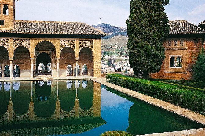 Granada Private Alhambra Tour includes Nazaries Palaces - Is $127.03 per person good value?