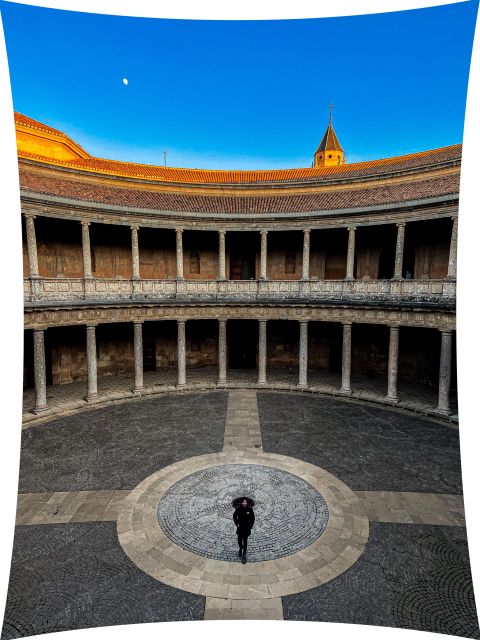 Granada: Private Full Alhambra Tour with Nasrid Palaces - Calle Real and the old Medina