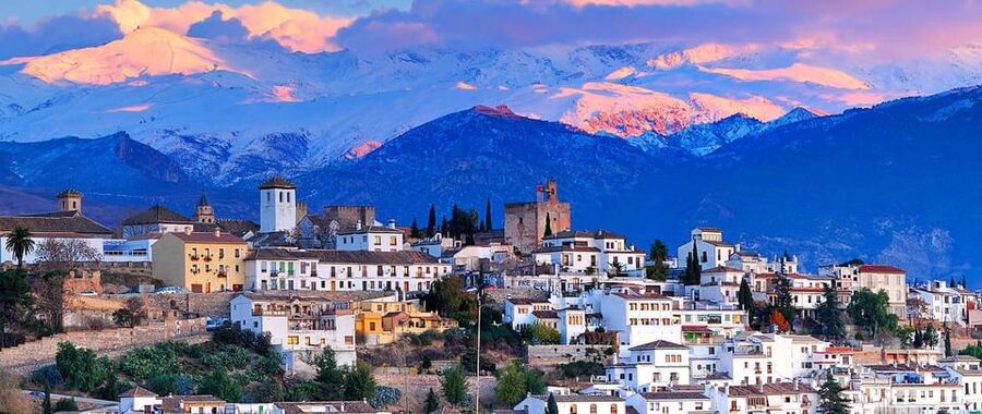 Granada: Private Tour of Albaicín, Sacromonte and Viewpoints - Starting at Plaza Nueva