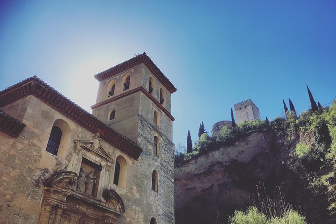 Granada Private Walking Tour with Cathedral & Royal Chapel - San Nicolás and the Alhambra view
