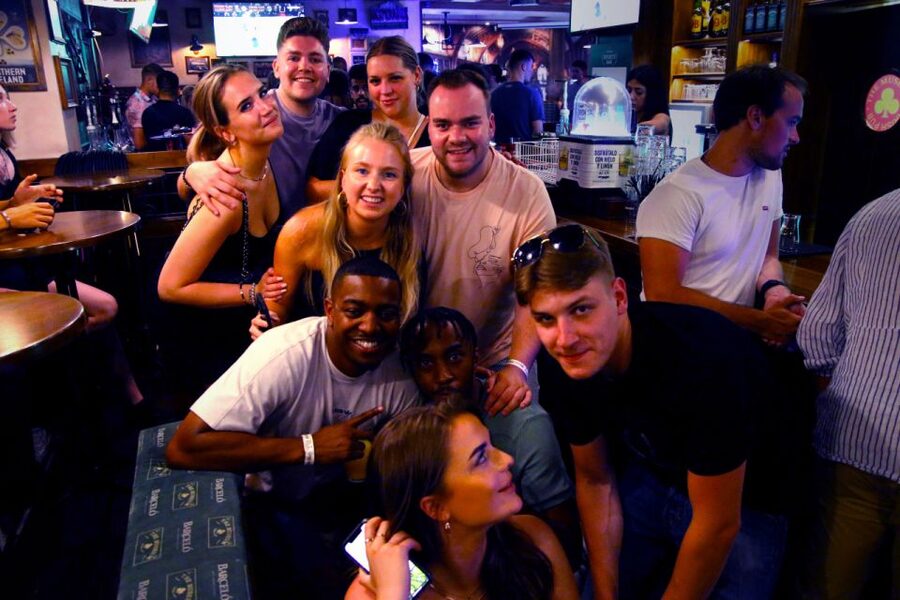 Granada: Pubs & Clubs Crawl with Drinks & Club Entry Ticket - What the $18 price really buys you
