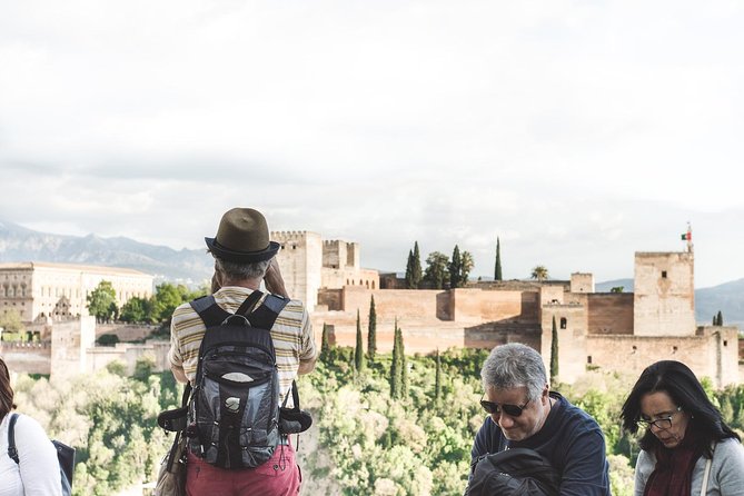 Granada's Hidden Treasures: Albayzin and Sacromonte Walking Tour - Price, pace, and overall value