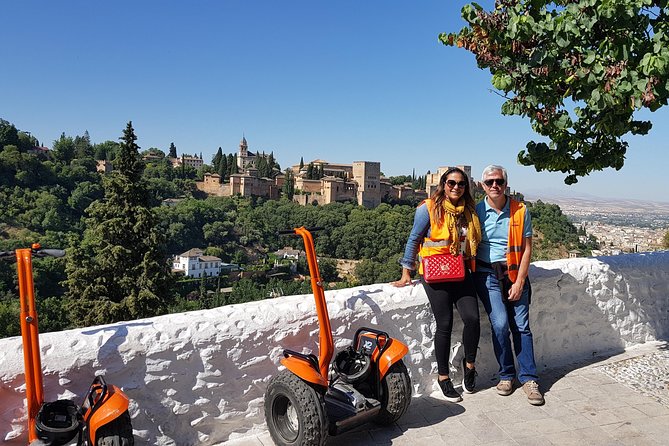 Granada Segway Tour to Albaicin and Sacromonte - Cuesta del Chapiz and the route into Sacromonte