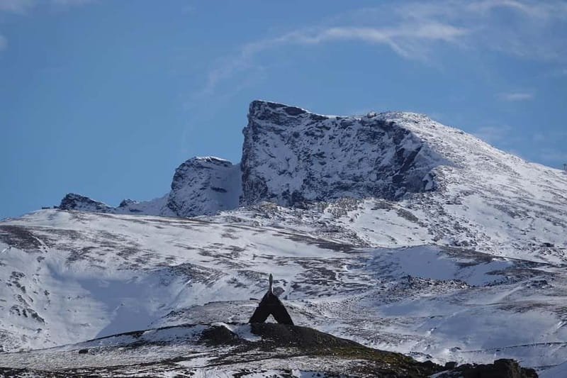 Granada: Sierra Nevada Safari Tour to 2500 m with a Drink - The Camino de los Neveros and Moorish mountain life