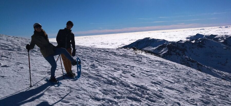 Granada: Sierra Nevada Veleta Peak Trek with Lunch - Picnic lunch with a mountain view