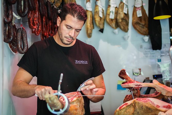 Granada Tapas and Wine Small Group Tour - Why tapas makes sense in Granada