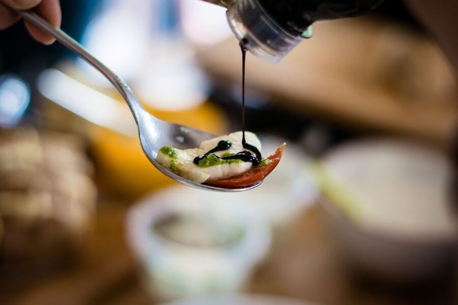 Granada: Tapas Tasting Guided Tour - Wine is part of the lesson