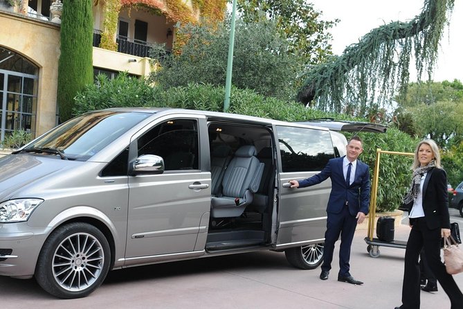 Granada to Seville Private Transfer - Meeting the driver at your Granada hotel