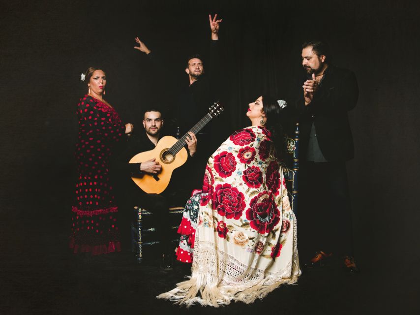 Granada: Traditional Flamenco Show at Tablao Casa Ana - Why the guitar, singing, and footwork matter