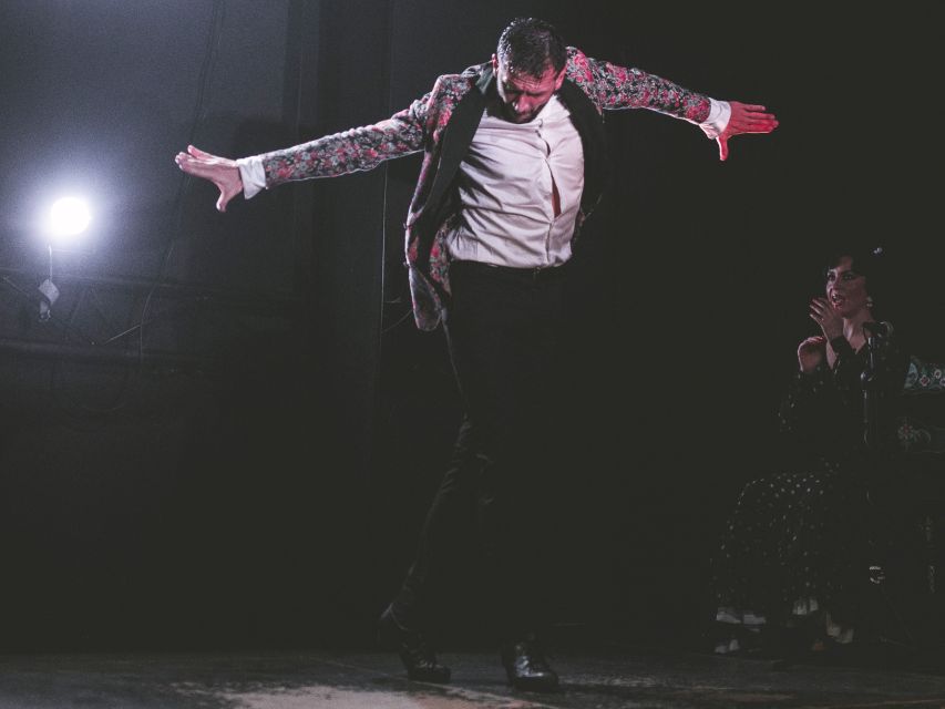 Granada: Traditional Flamenco Show at Tablao Casa Ana - The intimate room is the main advantage