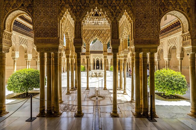 Guided tour of La Alhambra with tickets included - Practical ways to prepare