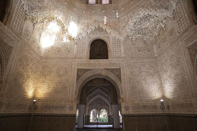 Guided Walking Tour of the Alhambra in Granada - The Medina, Partal gardens, and the wider royal city
