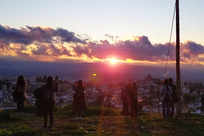 Gypsy life: Sacromonte and the caves private tour - Why Sacromonte feels different from the rest of Granada