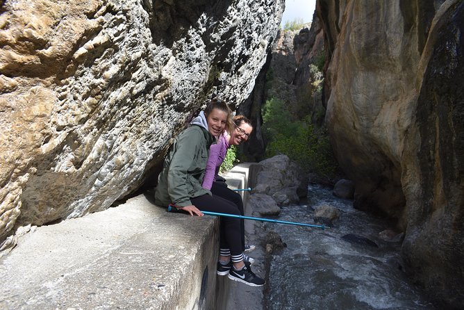 Hiking in the Canyon of the Monachil Cubs in Granada - What makes Los Cahorros special