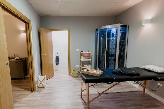 Massage Experience in Granada - A quiet hour after Granada’s hard walking