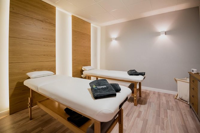 Massage Weekends and Holidays - Staff and communication
