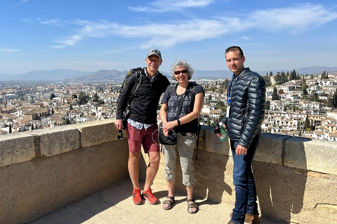 PREMIUM 2 Hour Alhambra and Generalife Tour + tickets - Generalife, the sultans’ country retreat