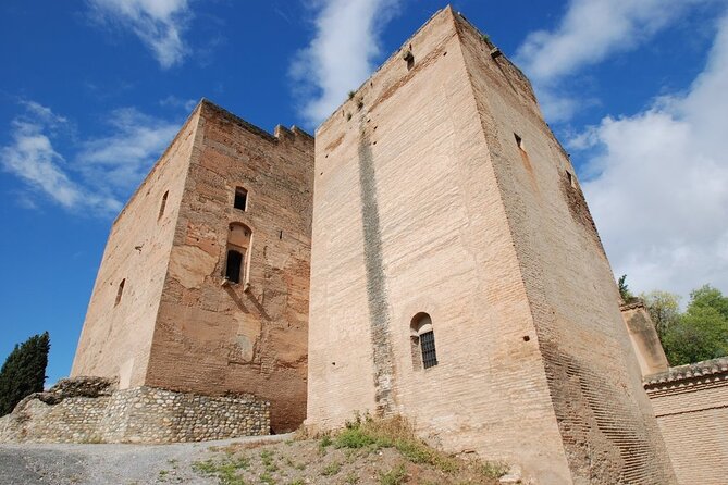 Private Jewish History Tour - Torres Bermejas: starting above the old Jewish Quarter