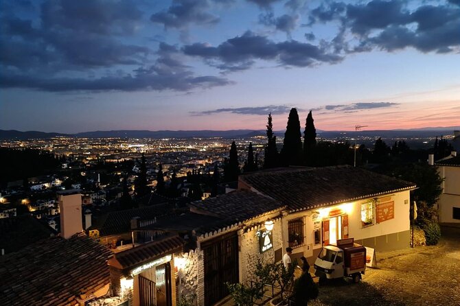 Private Night Tour of the Alhambra in Granada (includes tickets) - Why the Alhambra feels different after 10 p.m.
