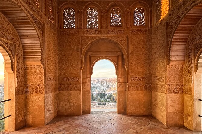 Private Tour in the Alhambra : buy your tickets and book your tour - Is the $150.19 Price Good Value?