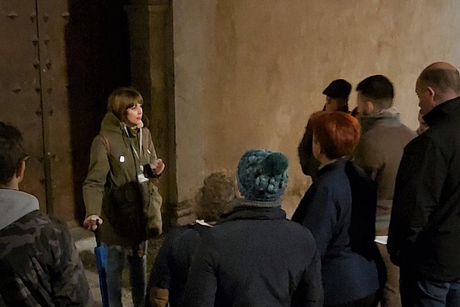 Private Tour Legends of Granada and Albaicín (Spanish language) - Fifty minutes of legends in central Granada